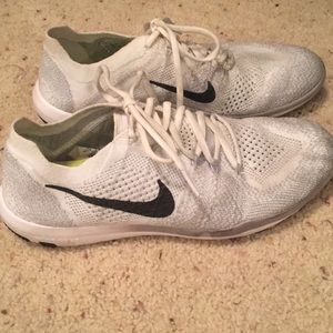 Nike trainers- FINAL PRICE DROP.